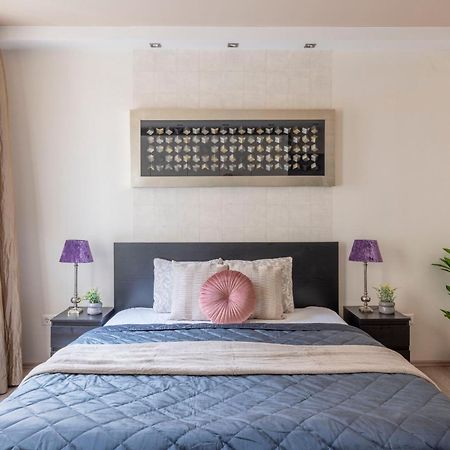 Exclusive Central Suite With Balcony By Prestige Homes Budapeste Exterior foto